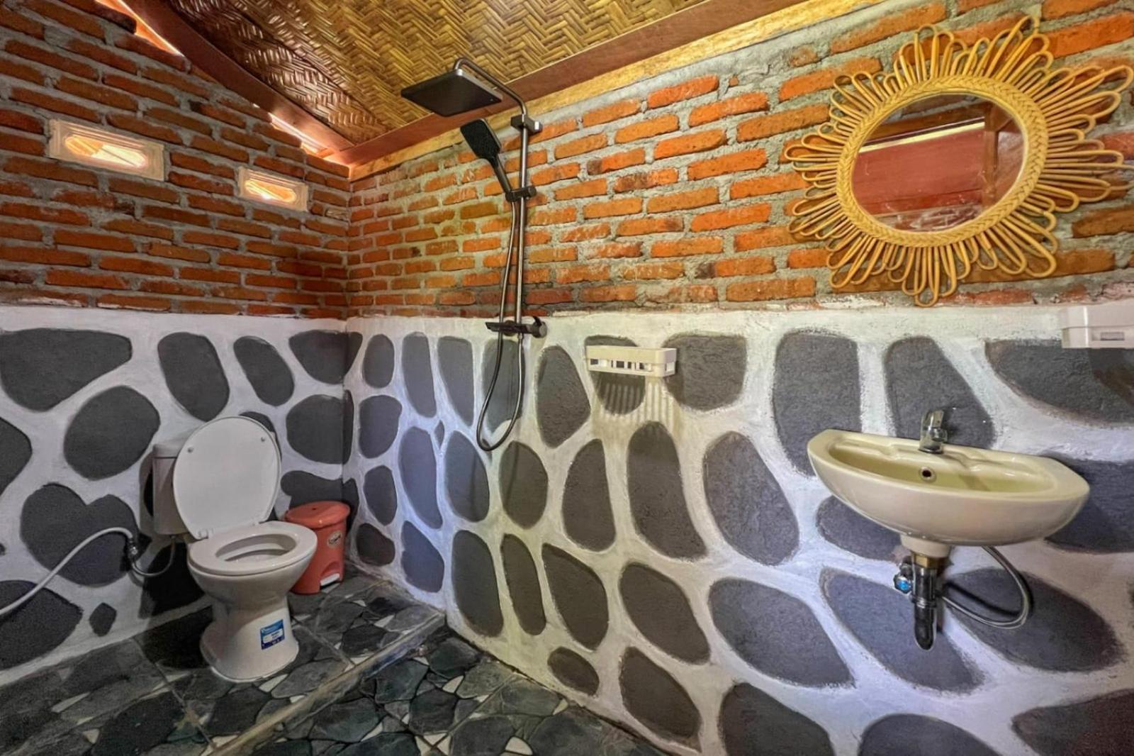 Tereng Wilis Bungalows Tetebatu Exterior photo
